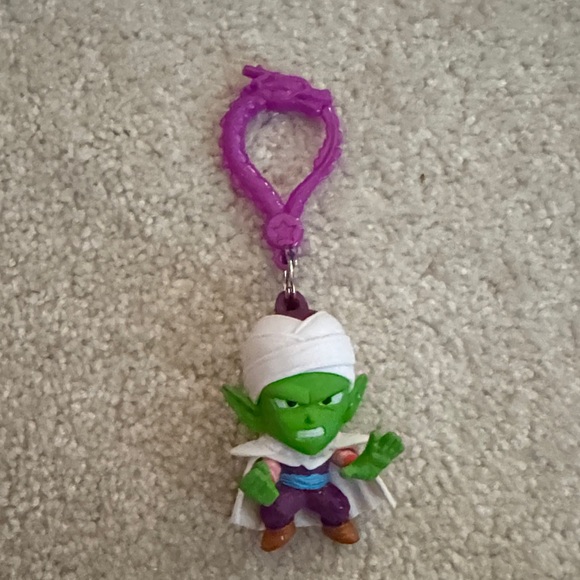 Dragon Ball Z Keychain Set - Super Saiyan Vegeta, Goku, and Piccolo - Picture 6 of 7